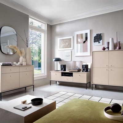 Móvel TV Bege com Pernas em Preto Mono