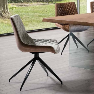 Conjunto de 4 Cadeiras Giratórias Vintage Couro Castanho e Branco