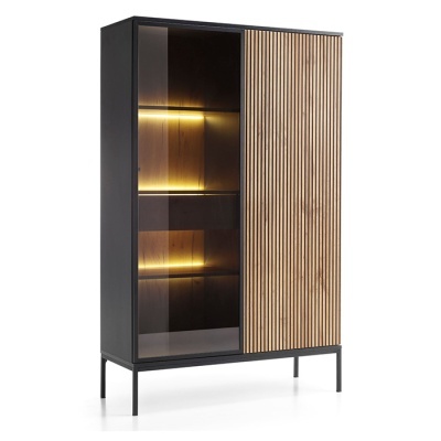 Aparador Alto em Carvalho com Ripas e Porta de Vidro Sento