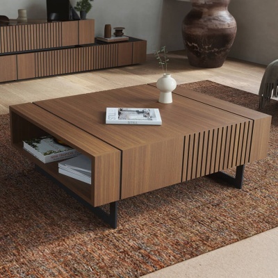 Mesa de Centro Cácio Piana