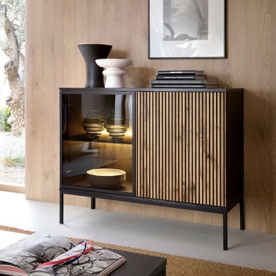 Aparador Carvalho com Ripas e Porta de Vidro Sento