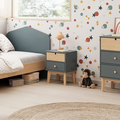 Mesa de Cabeceira Para Criança com 2 Gavetas em Verde