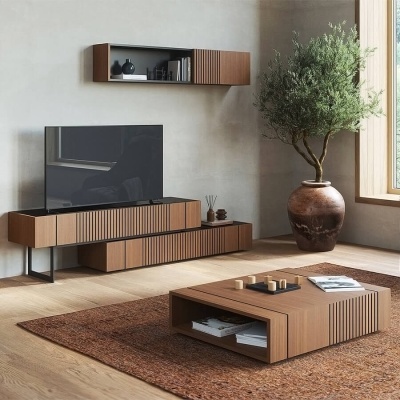 Estante Suspensa com Prateleira Cácio Piana Estante Suspensa com Prateleira Cácio Piana