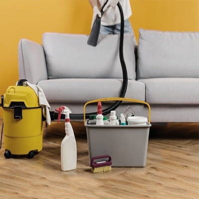 Limpeza de Tecidos e Pele: Sofás, Cadeiras e Almofadas