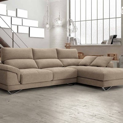 sofá de canto moderno bege em sala de estar minimalista