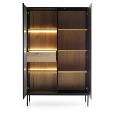 Aparador Alto em Carvalho com Ripas e Porta de Vidro Sento