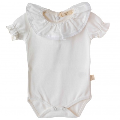 Body pérola manga curta com bordado inglês