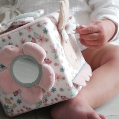 Cubo de atividades - Garden