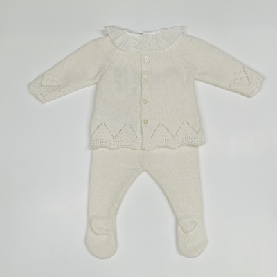 Conjunto malha com gola redonda em cru