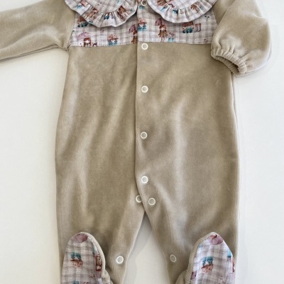 Babygrow laminado taupe c/ peito estampado Winter