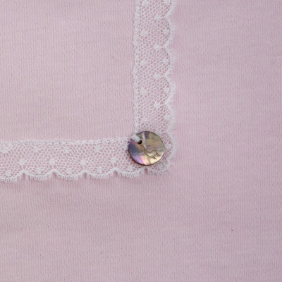 Manta algodão rosa com renda