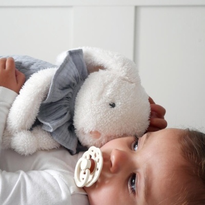 Peluche Coelho - Soft Bunny cinzento