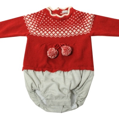 Fofo malha jaquard com pompons vermelho