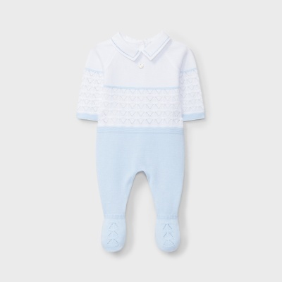 Babygrow em malha de algodão branco e azul bebé