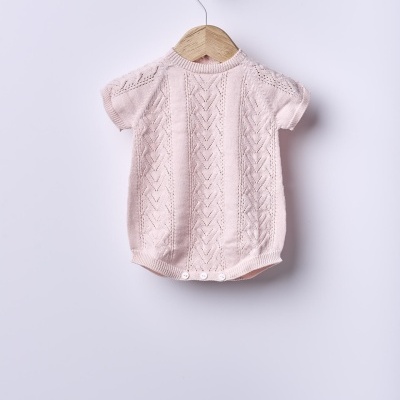 Fofo de manga curta tricotado em algodão orgânico rosa bebé | ROMANTIC SPRING DAY