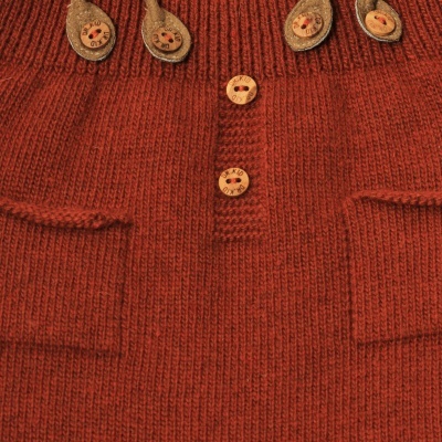 Jardineira malha em cor tijolo