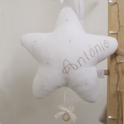 Almofada com Caixa de Música