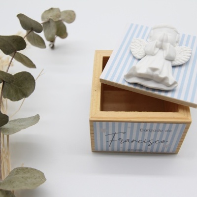 Caixinha com anjo
