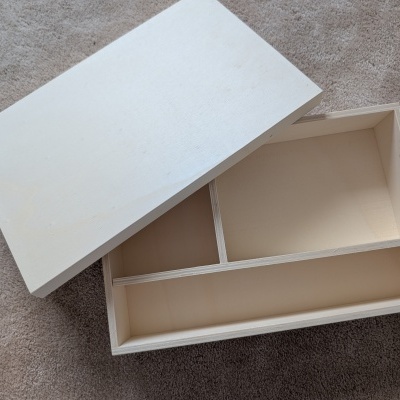 Caixa sem decoração