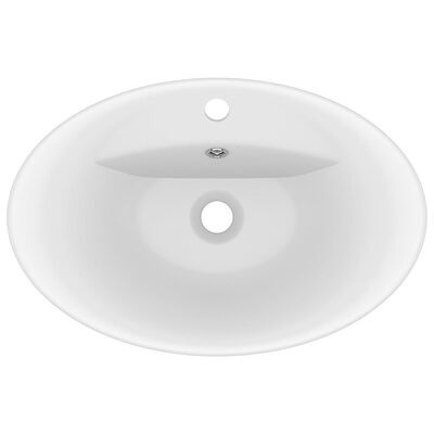 Lavatório oval branco em cerâmica com orifícios para torneira e escoamento