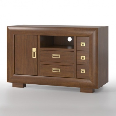 Móvel de madeira castanha com gavetas e porta e puxadores metálicos dourados