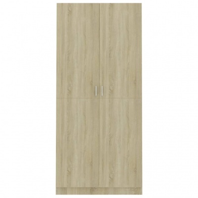 Armário de madeira clara com quatro portas e pegas metálicas