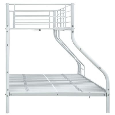 Cama dupla em metal branco com grades de proteção na cama superior