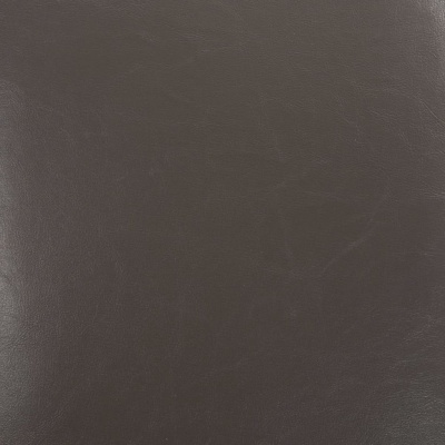 Material castanho escuro com textura lisa semelhante a couro