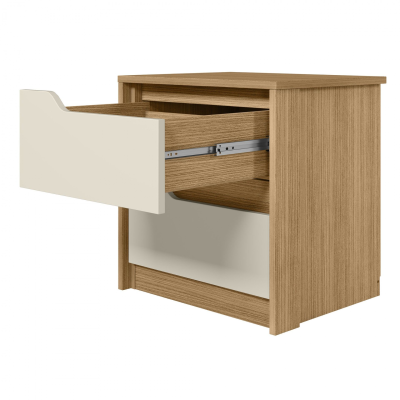 Móvel de madeira clara com gaveta branca aberta