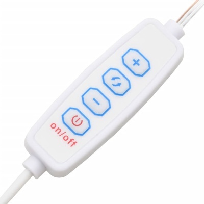 Comando remoto branco com quatro botões azuis e vermelho