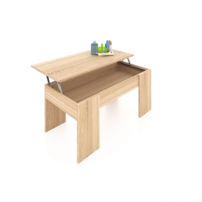 Mesa de centro em madeira clara com tampo elevatório aberto e objetos decorativos