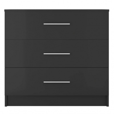 Cómoda preta com três gavetas e puxadores metálicos