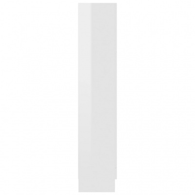 Caixa branca alta e fina sobre fundo branco