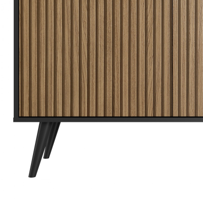 Móvel de madeira clara com estrutura e pernas pretas