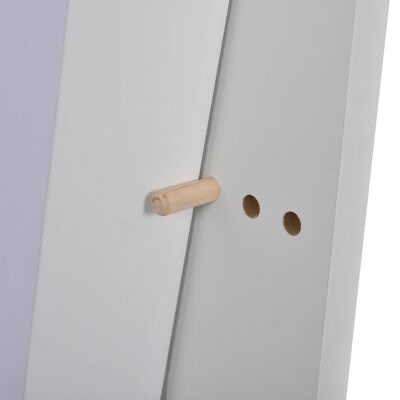 Peças de madeira branca com cavilha de madeira inserida