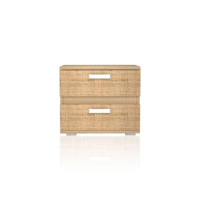 Mesa de cabeceira com dois gavetões de madeira clara e puxadores brancos