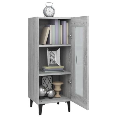 Móvel de madeira cinzenta com porta de vidro e objetos decorativos