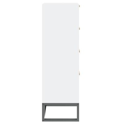 Armário vertical branco com três puxadores dourados e base preta