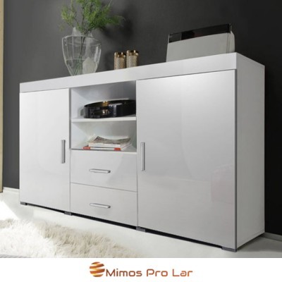 Móvel de arrumação branco lacado com duas portas e gavetas, prateleira com cozinha elétrica preta