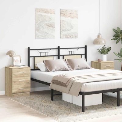 Quarto com cama de estrutura metálica preta e madeira clara, roupa de cama bege, mesas de cabeceira em madeira clara, candeeiros bege e quadros abstratos na parede