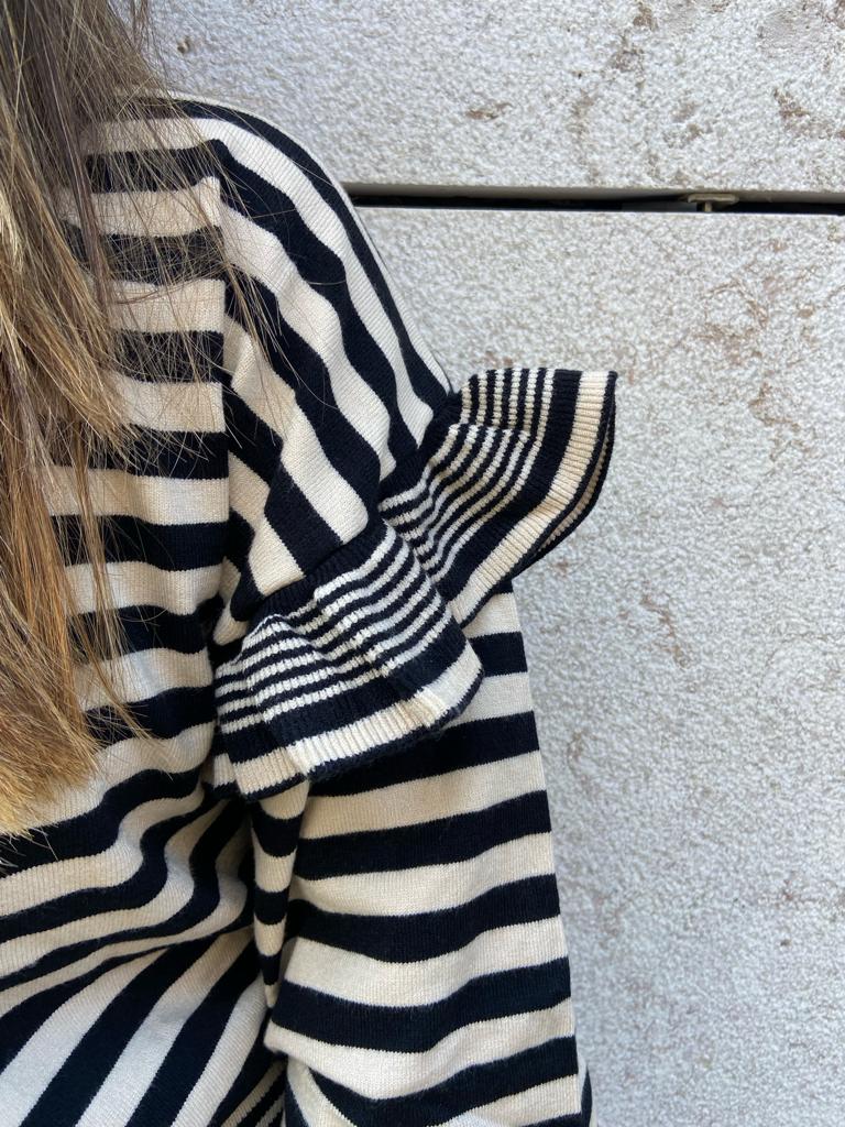 Camisola Riscas e Folhos