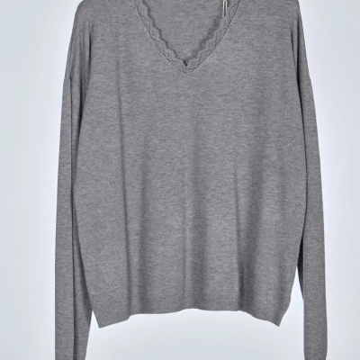 Camisola Decote Renda | Várias Cores