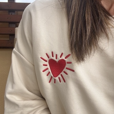 Sweat Coração Bordado
