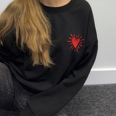 Sweat Coração Bordado