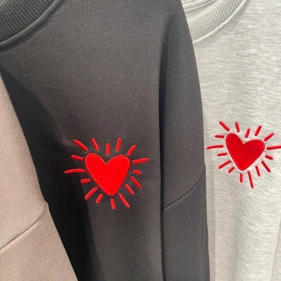 Sweat Coração Bordado