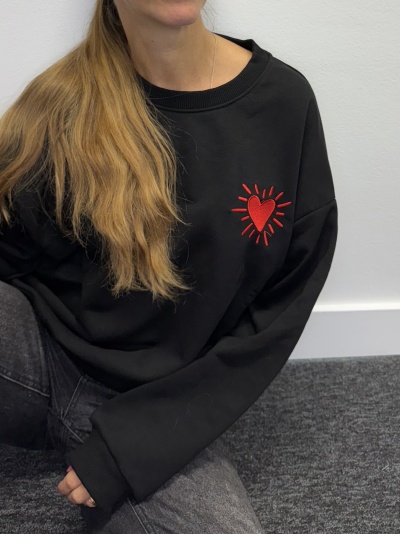 Sweat Coração Bordado