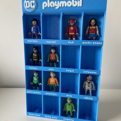 Estante para figuras Playmobil - Kinder - Modelo 2