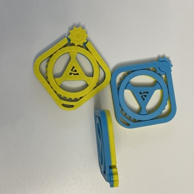 Fidget Toys # 25 # Quadrado azul e amarelo