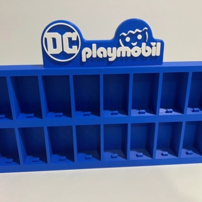 Estante para figuras Playmobil - Kinder  - com fundo - sem nomes
