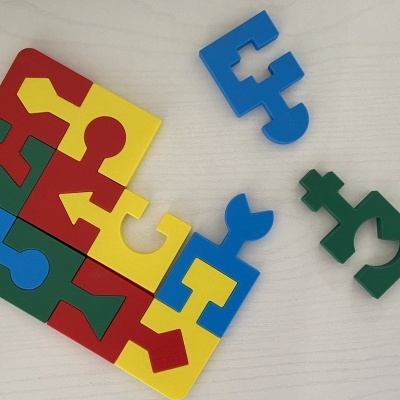 Puzzle educativo # 4 cores